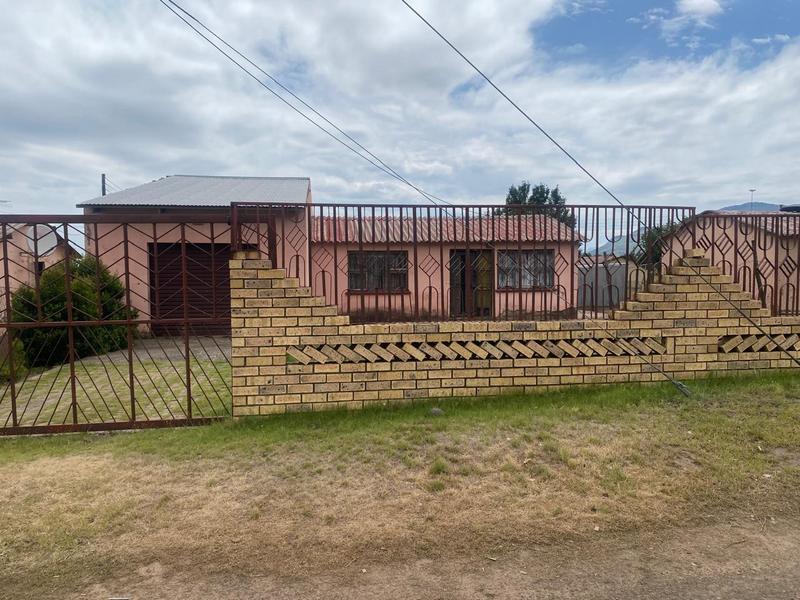 4 Bedroom Property for Sale in Ezibeleni Eastern Cape